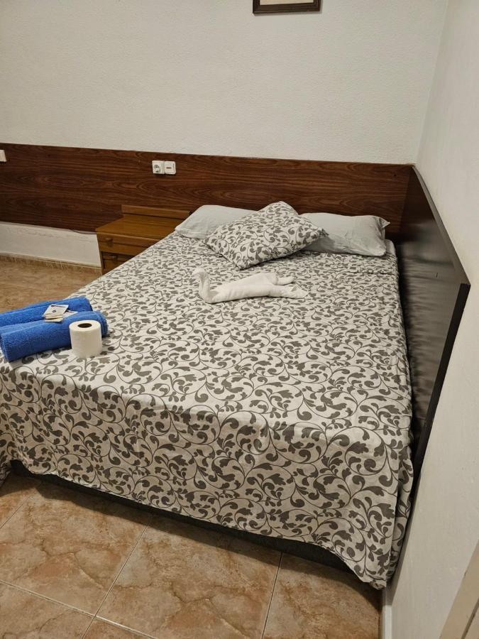 Hostal Sol Celeste Lloret de Mar Exteriér fotografie