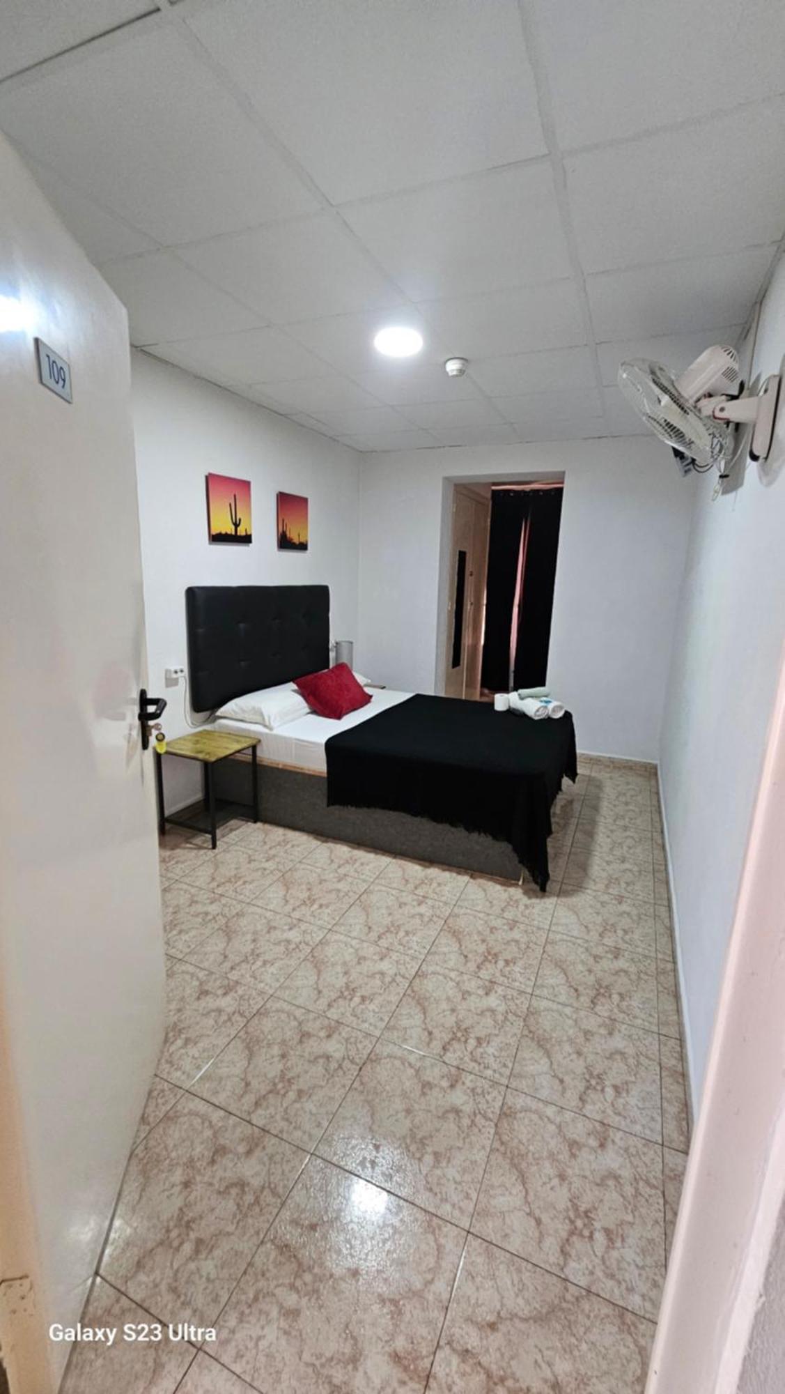 Hostal Sol Celeste Lloret de Mar Exteriér fotografie